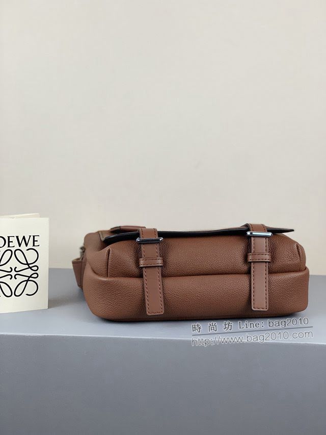 LOEWE包包 羅意威military messenger經典信使包 羅意威小挎包 11357  tcl1311
